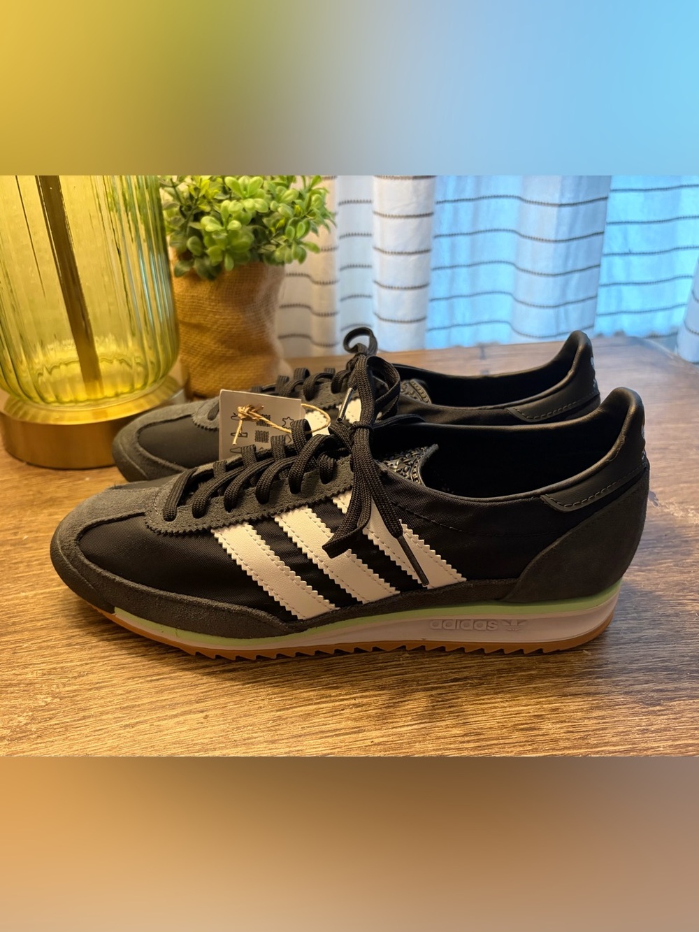 Adidas black/white/carbon SL 72 Originals NWT